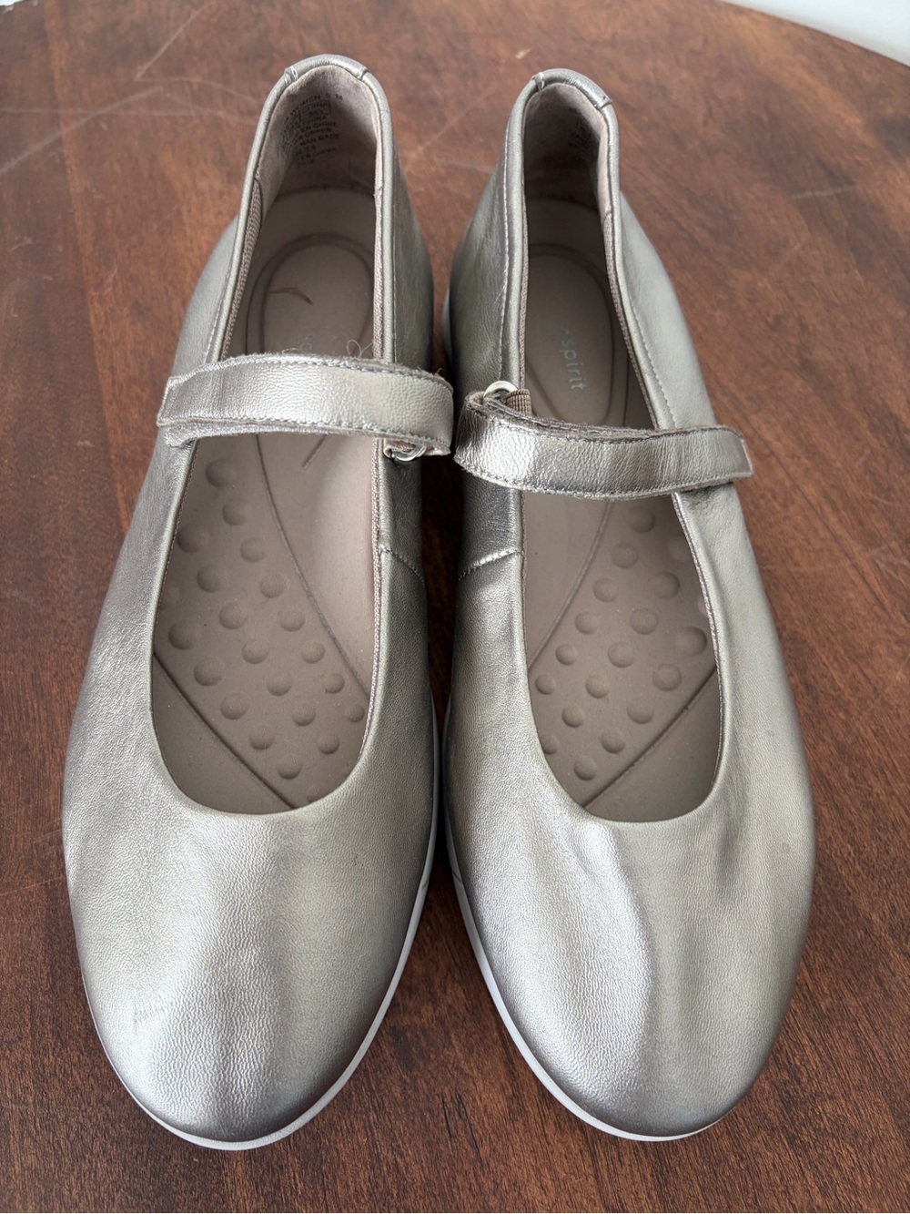 NEW Easy Spirit Metallic leather Mary Jane Flats 8.5